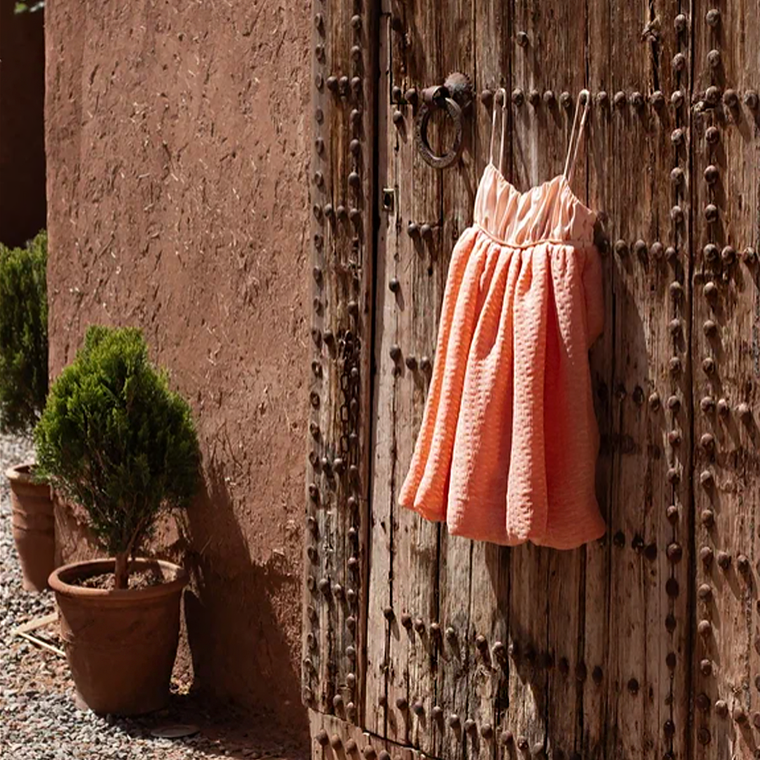 Фактурное платье-баллон от Nude Story