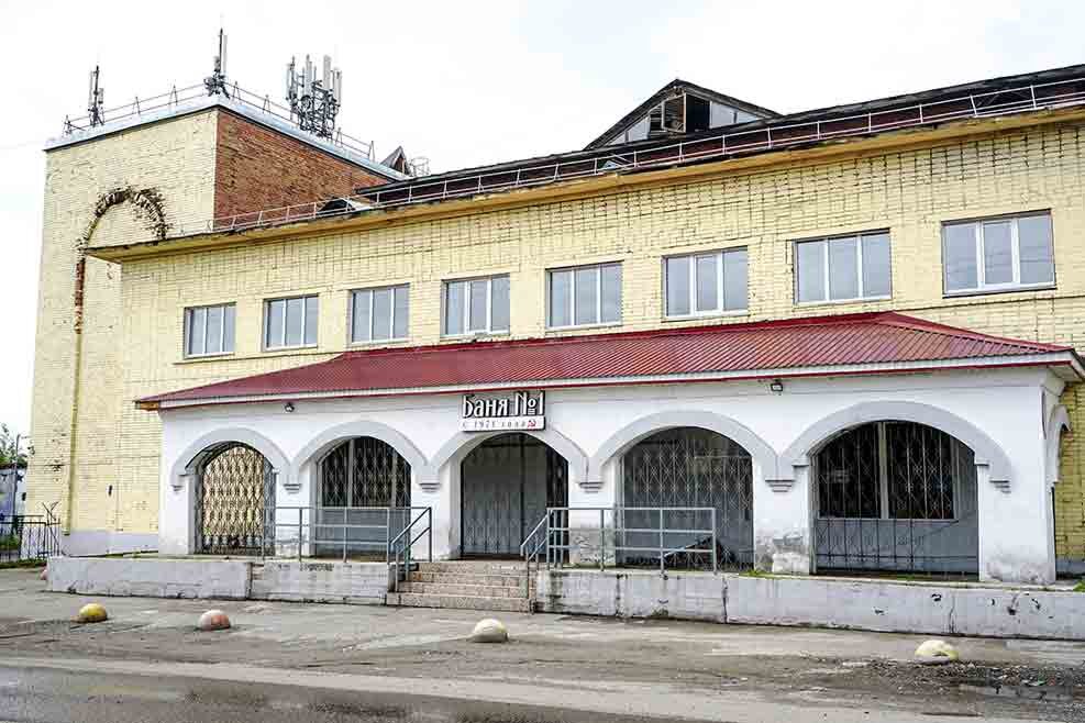 Бийская баня сейчас. Фото Елены Коржевой