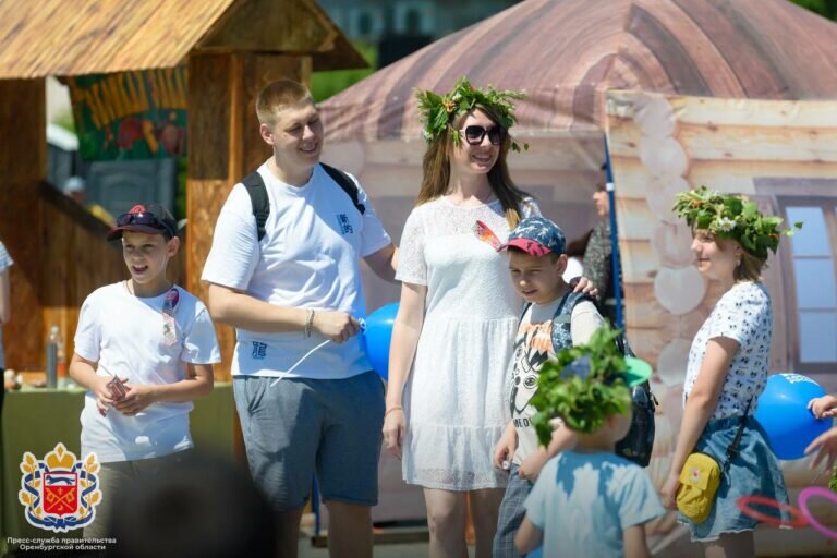    Оренбуржье вместе со всей страной отмечает государственный праздник — День России Андрей Севостьянов