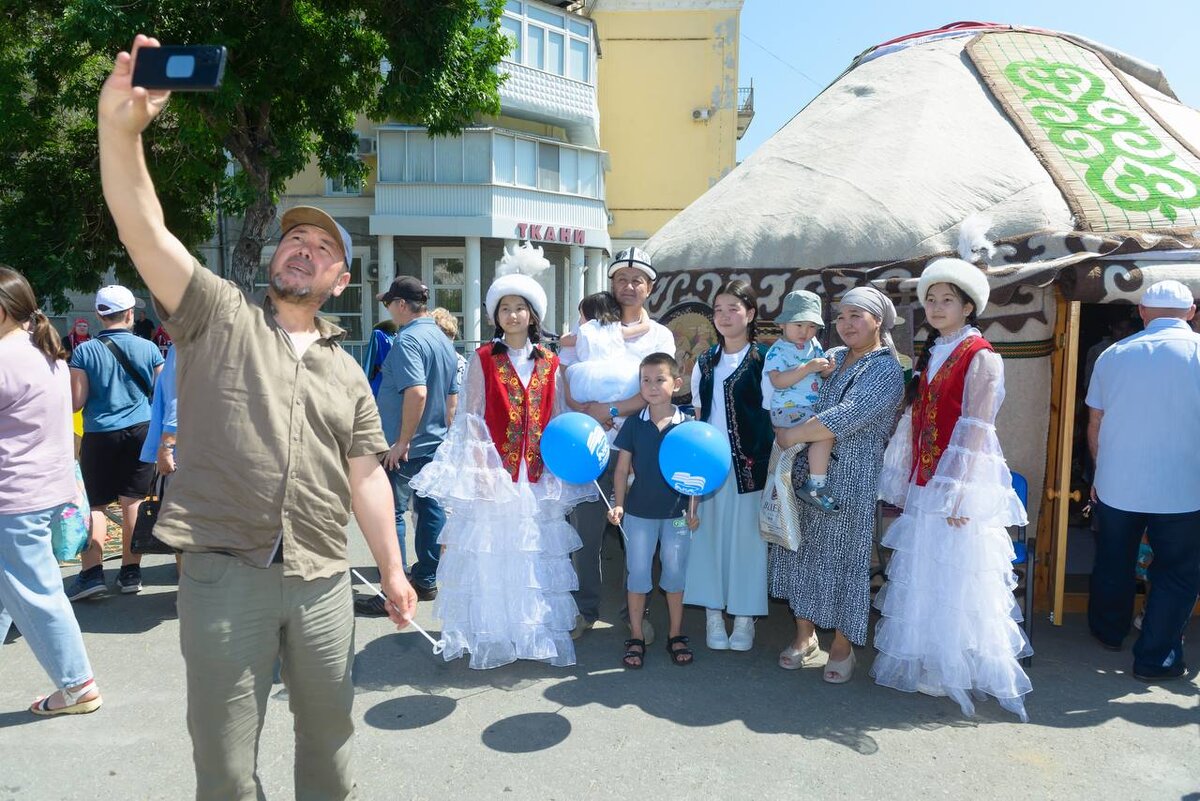  📷    Оренбуржье вместе со всей страной отмечает государственный праздник — День России Андрей Севостьянов
