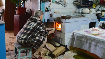 Простая деревенская жизнь на юге России.