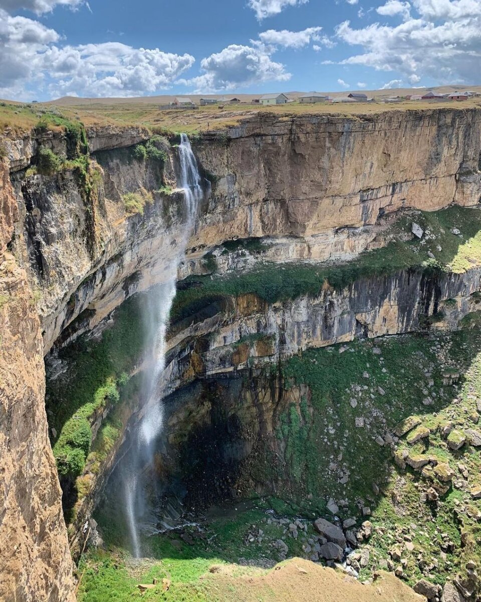 Водопад Тобот