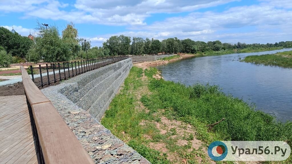    В 2025 году в Оренбурге начнется расчистка русла реки Урал. 152 млн рублей выделят из федерального бюджета