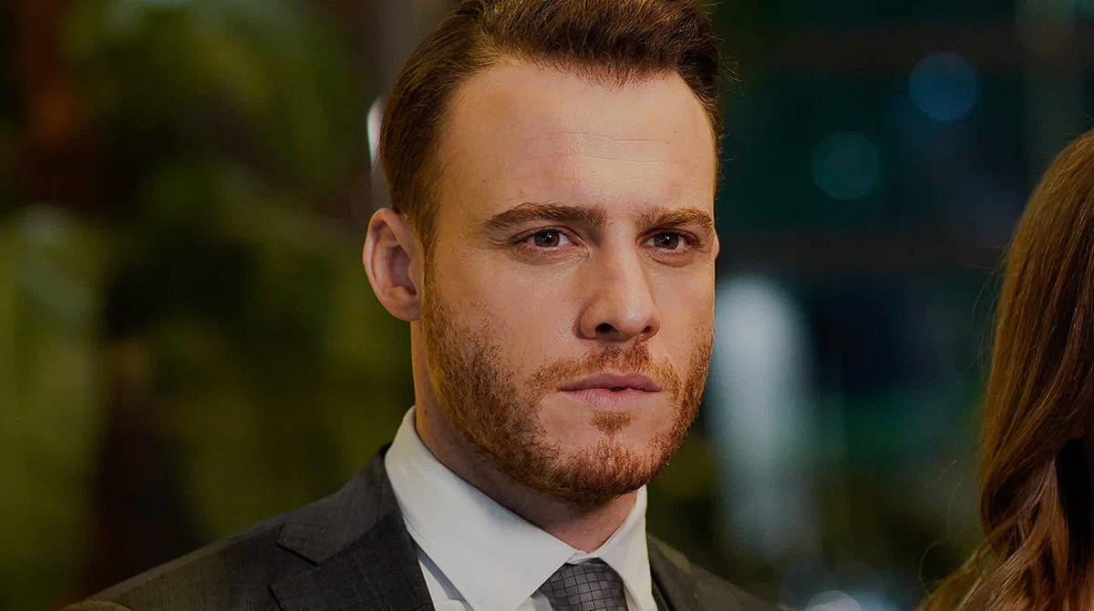 Керем Бюрсин | Кадр из сериала «Постучись в мою дверь», 2020-2021, Турция