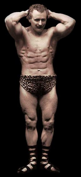 Юджин Сэндоу был первым профессиональным силачом, который выглядел иначе, чем остальные. В отличие от других силачей того времени, он был сосредоточен на своей диете и обращал внимание на то, что он ел. 