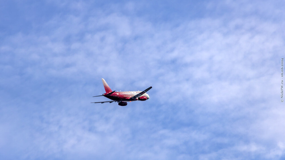 1. Сухой SuperJet 100-95B — Бортовой №RA-89134 © NickFW.ru — 06.06.2024г.