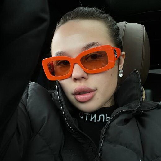     Инстасамка отсудила у Стаса Ярушина два миллиона за кавер «За деньги – да»