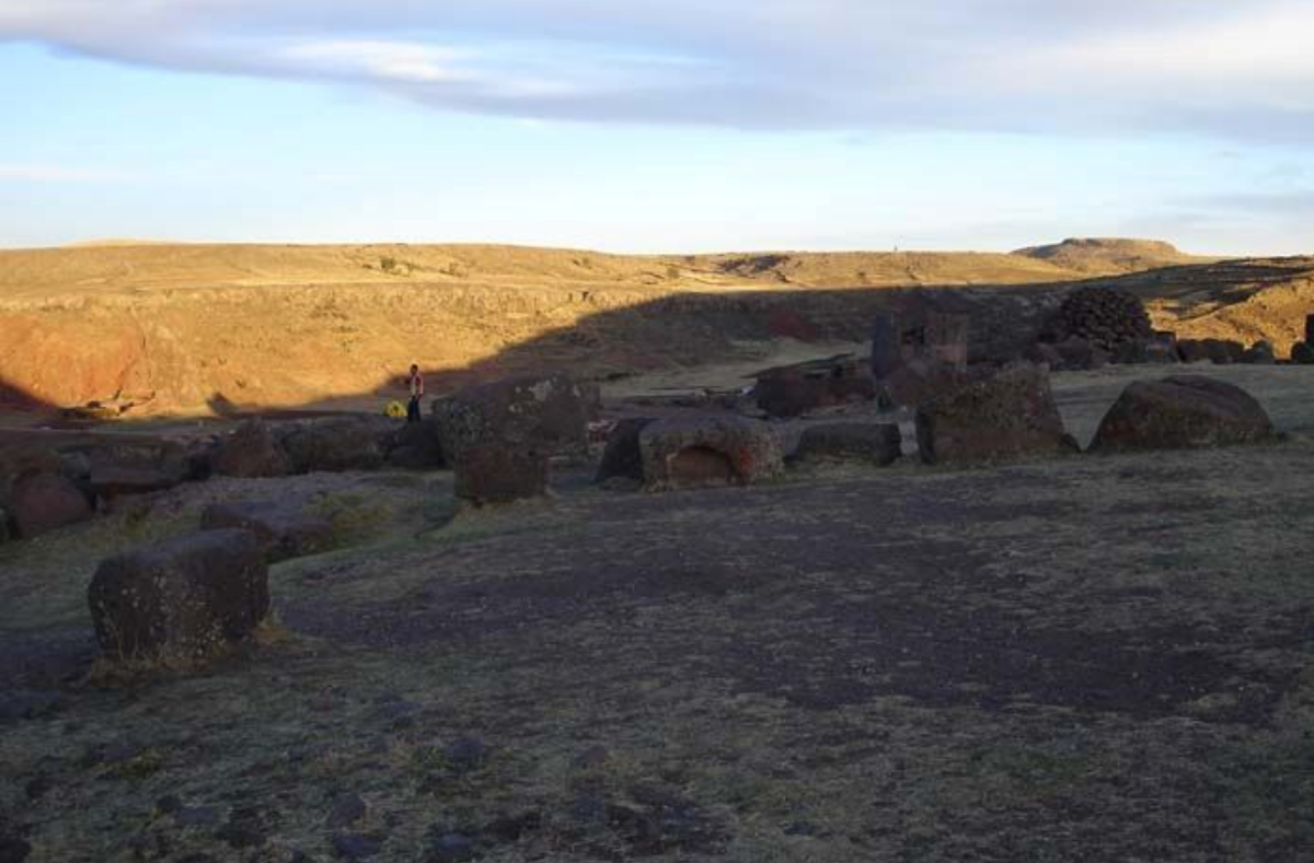 Развалы блоков в Сильюстани
