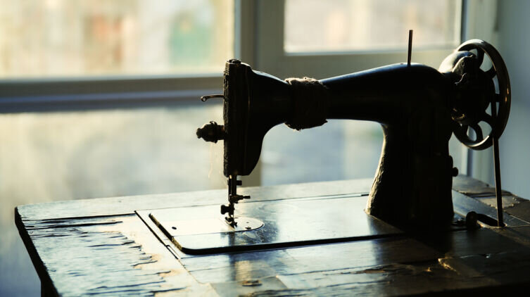    Вчерашние технологии завтра. Для чего пригодится швейная машинка «Зингер»? Фото: Depositphotos