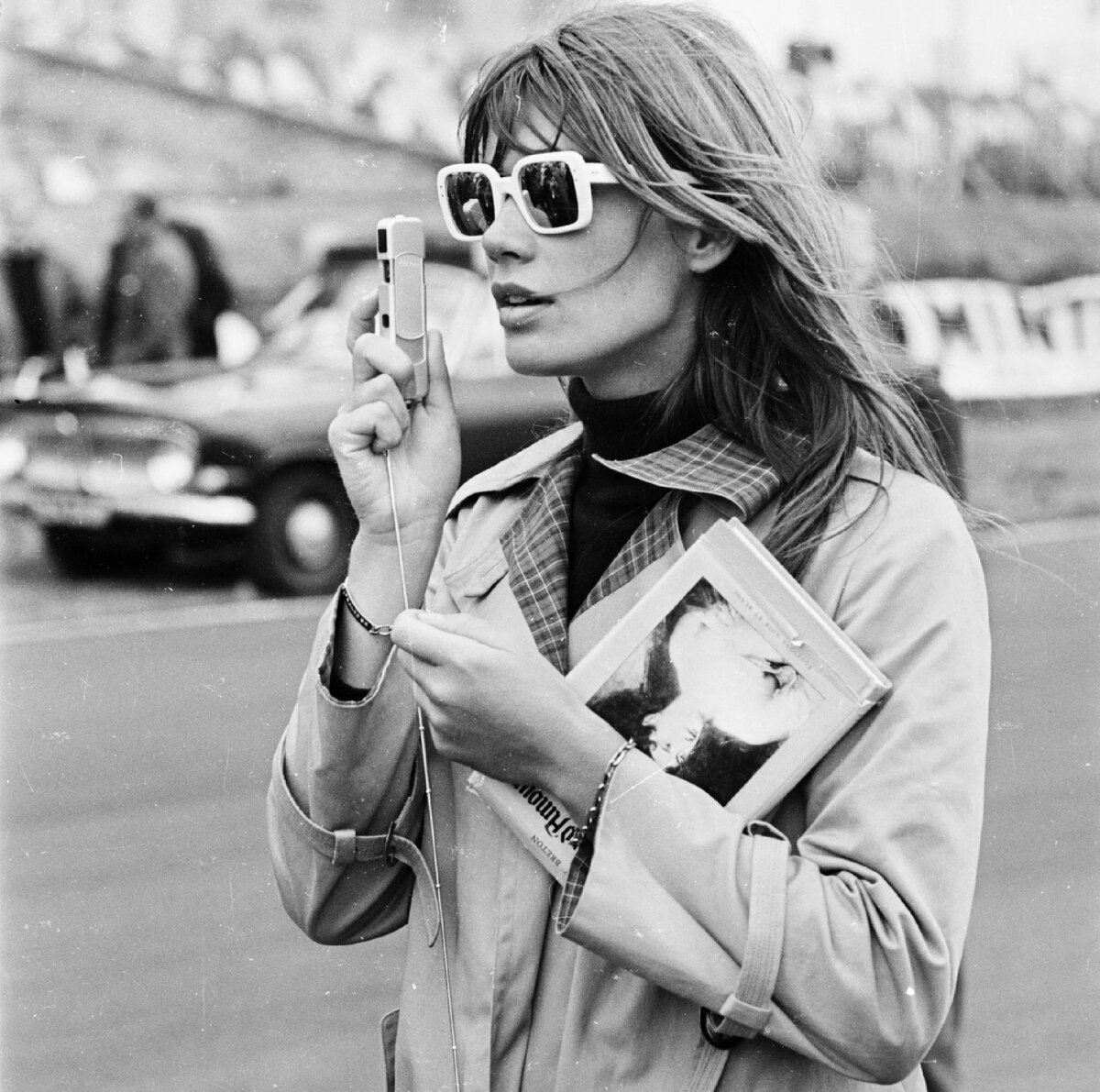 фото: https://www.vogue.fr/fashion/fashion-inspiration/diaporama/francosie-hardys-1960s-style/48386