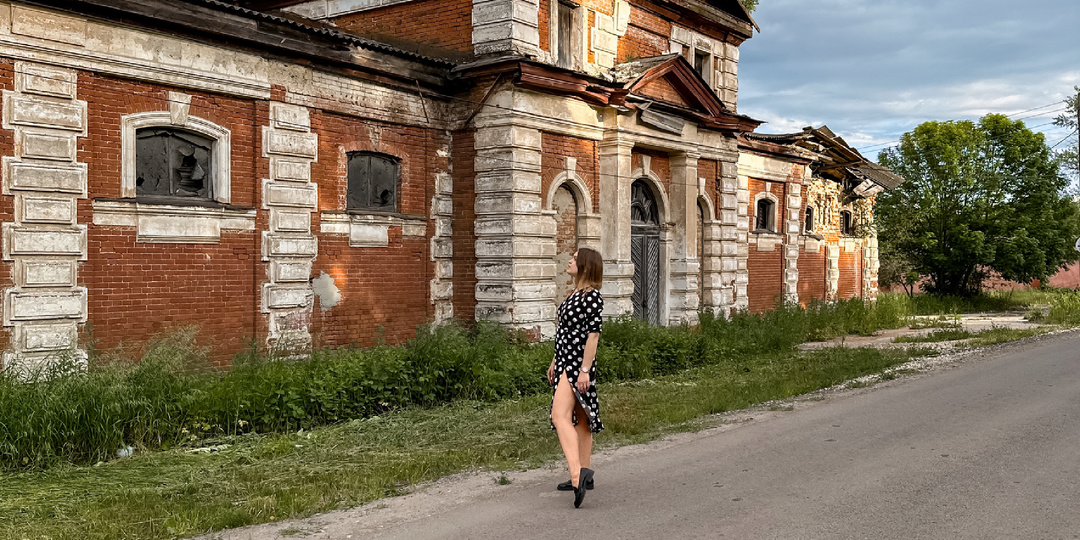 Красота руин прошлого - заброшенная усадьба фон Дервиза