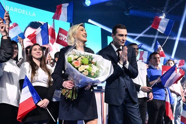 Лидеры Национального объединения Марин Ле Пен и Джордан Барделла на предвыборном мероприятии в Марселе в марте