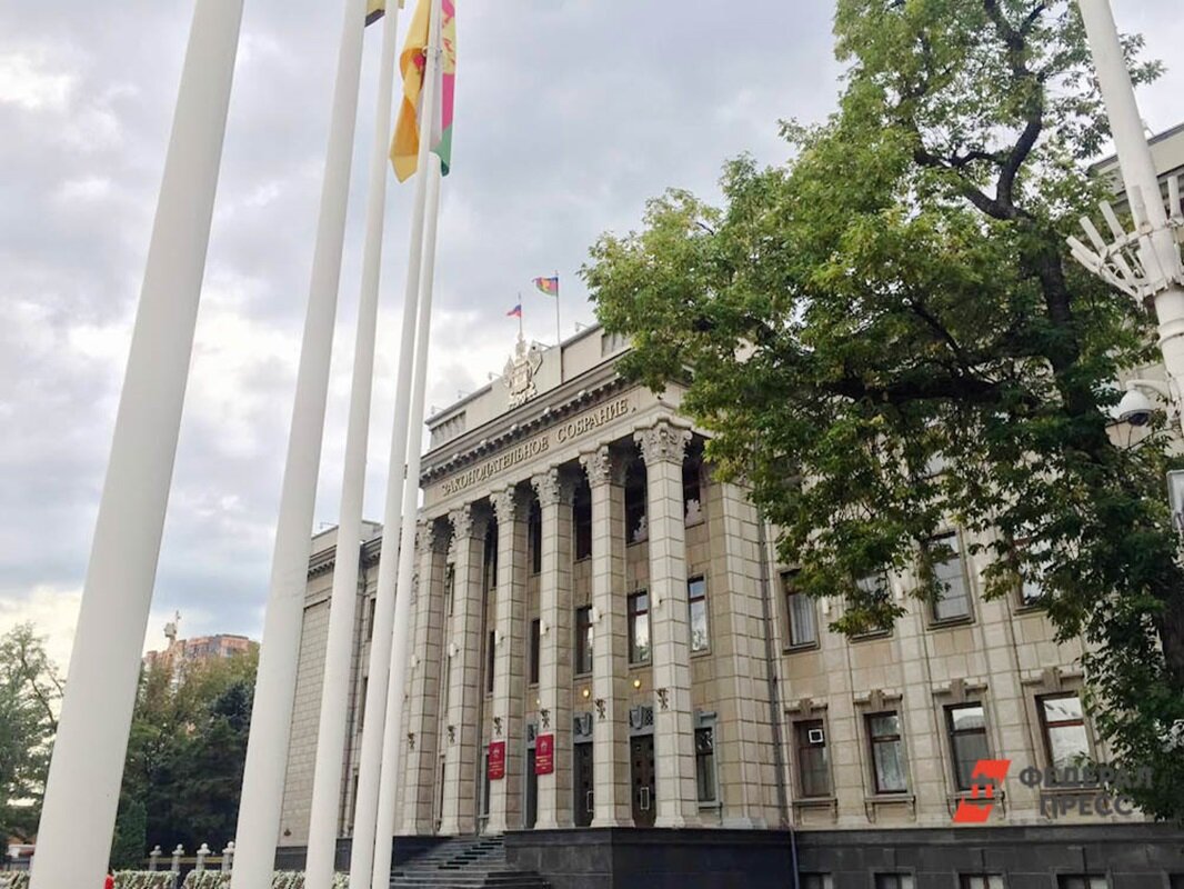 Разбор рейтинга депутатов Кубани с экспертами.  Фото: Фото: ФедералПресс / Евгений Поторочин