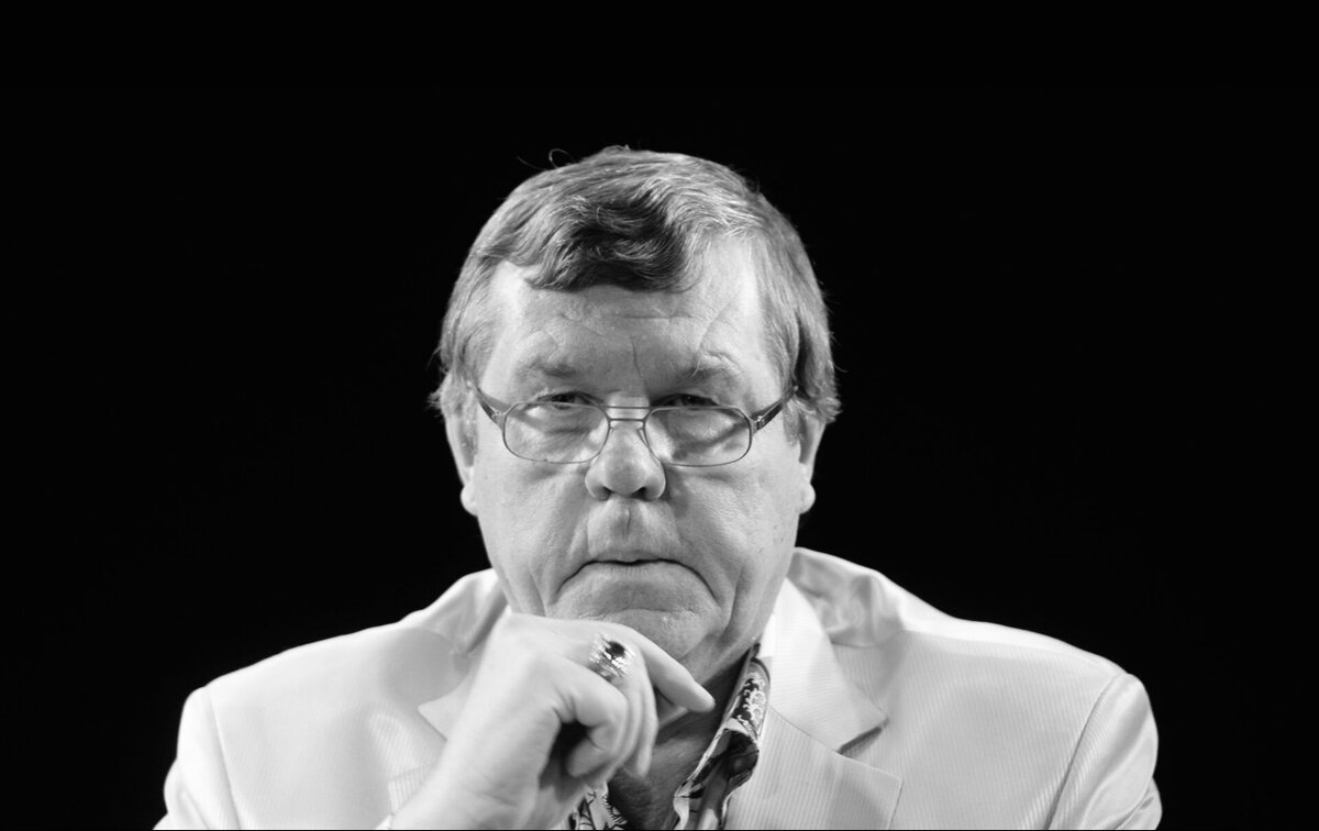 Александр Новиков