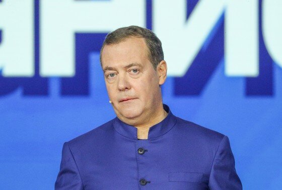    Дмитрий Медведев