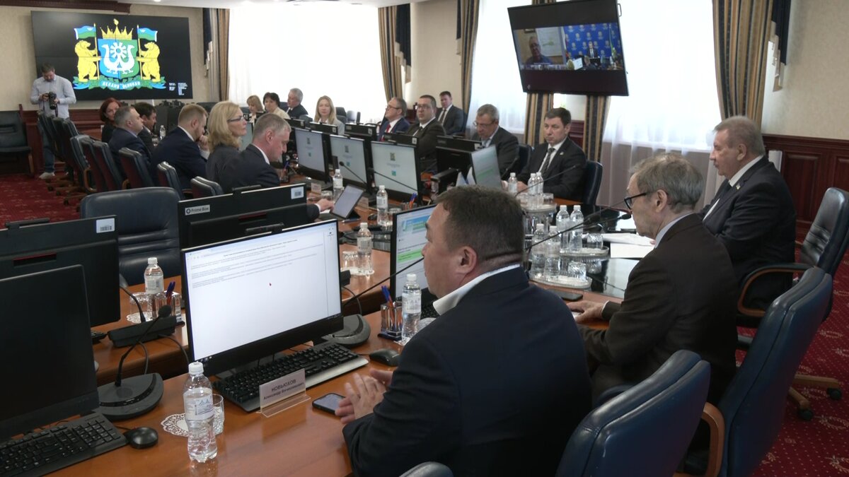    В Югре обсудили изменение налоговых ставок