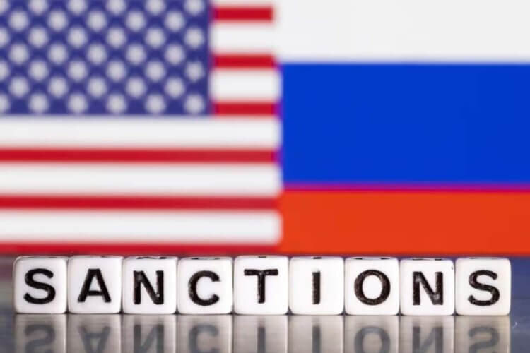    Очередные санкции США запрещают предоставлять лицам в России доступ к облачным сервисам. Изображение: cyprus-mail.com