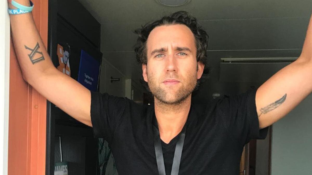    Актер Мэттью Льюис:Instagram.com/mattdavelewis/