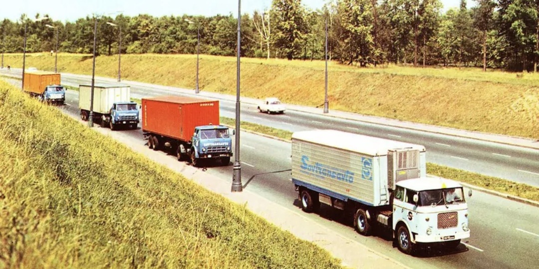 На чем ездили элитные водители СССР "софики"