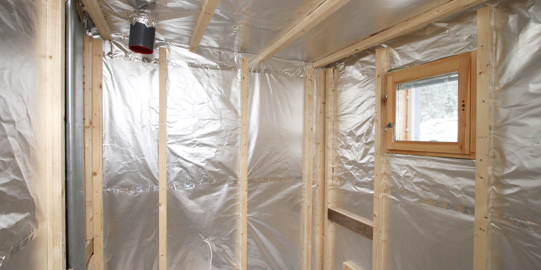 Пароизоляция для бани: как производится монтаж