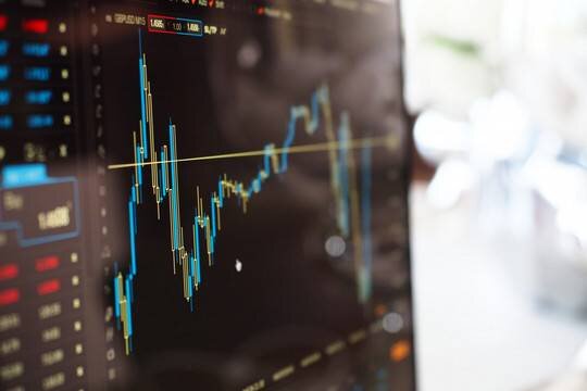    Есть ли жизнь без биржи?