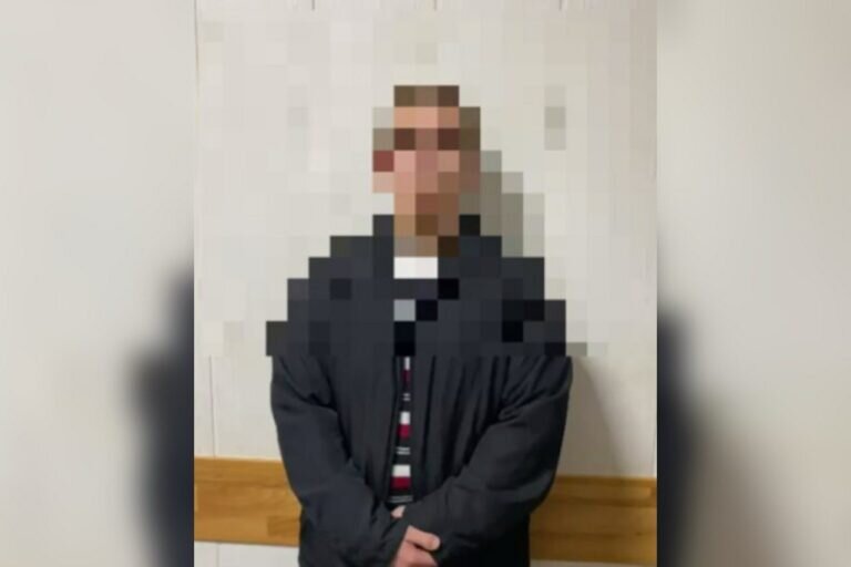    В Орске мужчину обвиняют в госизмене Марина Шарт