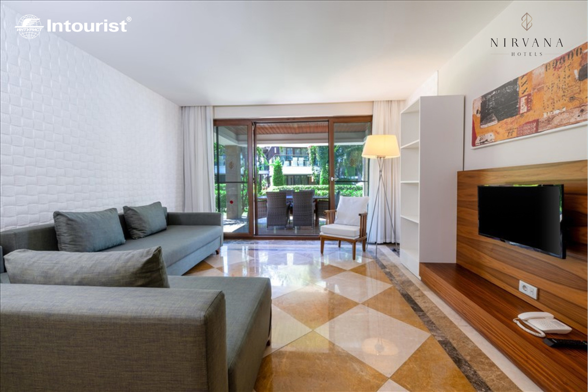 Lagoon Family Suite With 2 Bathroom