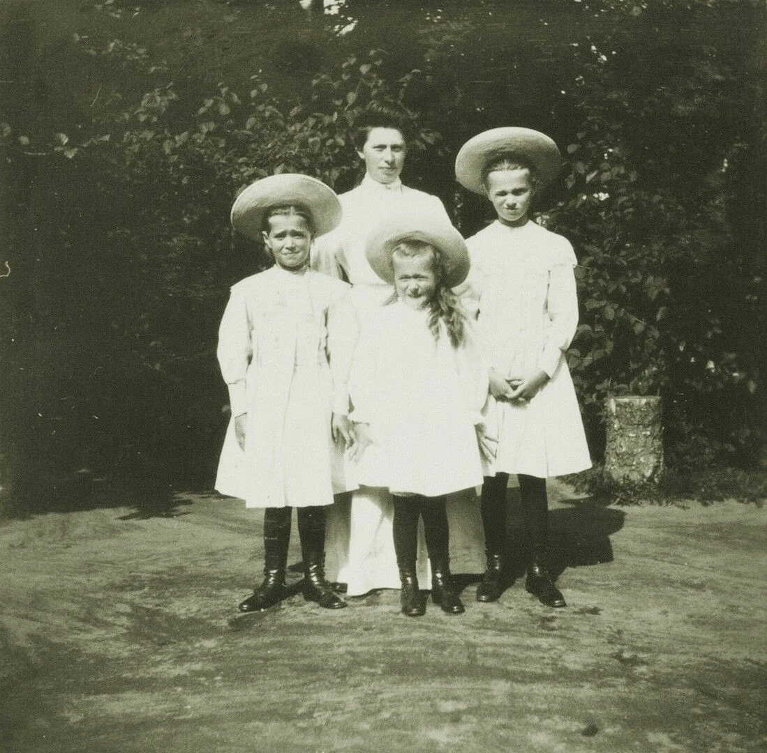 Александра Теглева, Мария, Анастасия, Ольга