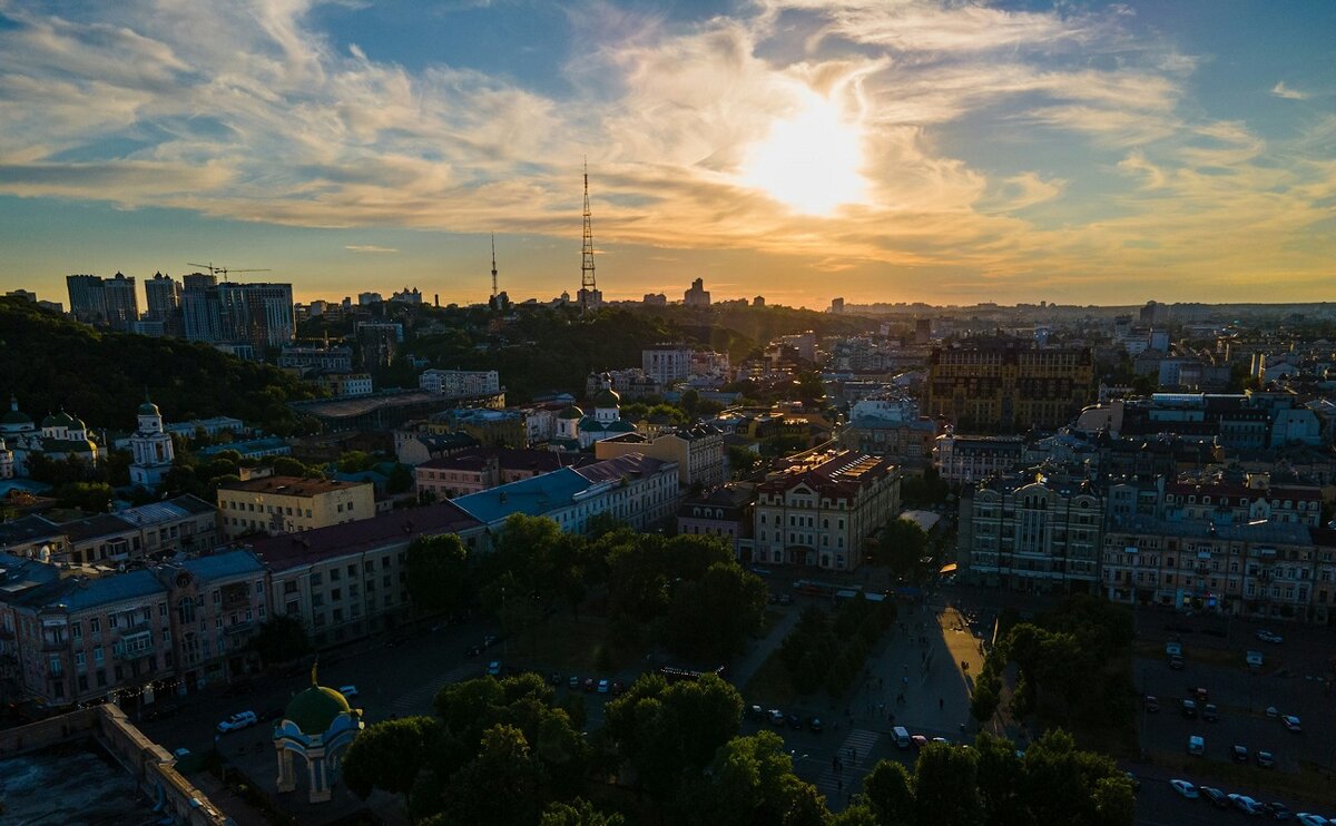 Даже сейчас на Украине действуют графики отключения энергии.  Фото: Фото: unsplash.com