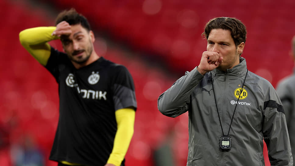 Фото: Ian Walton / AP📷Тренер «Боруссии» Эдин Терзич (справа) и защитник Матс Хуммельс на тренировке перед финалом Лиги чемпионов в Лондоне (31 мая 2024 года)