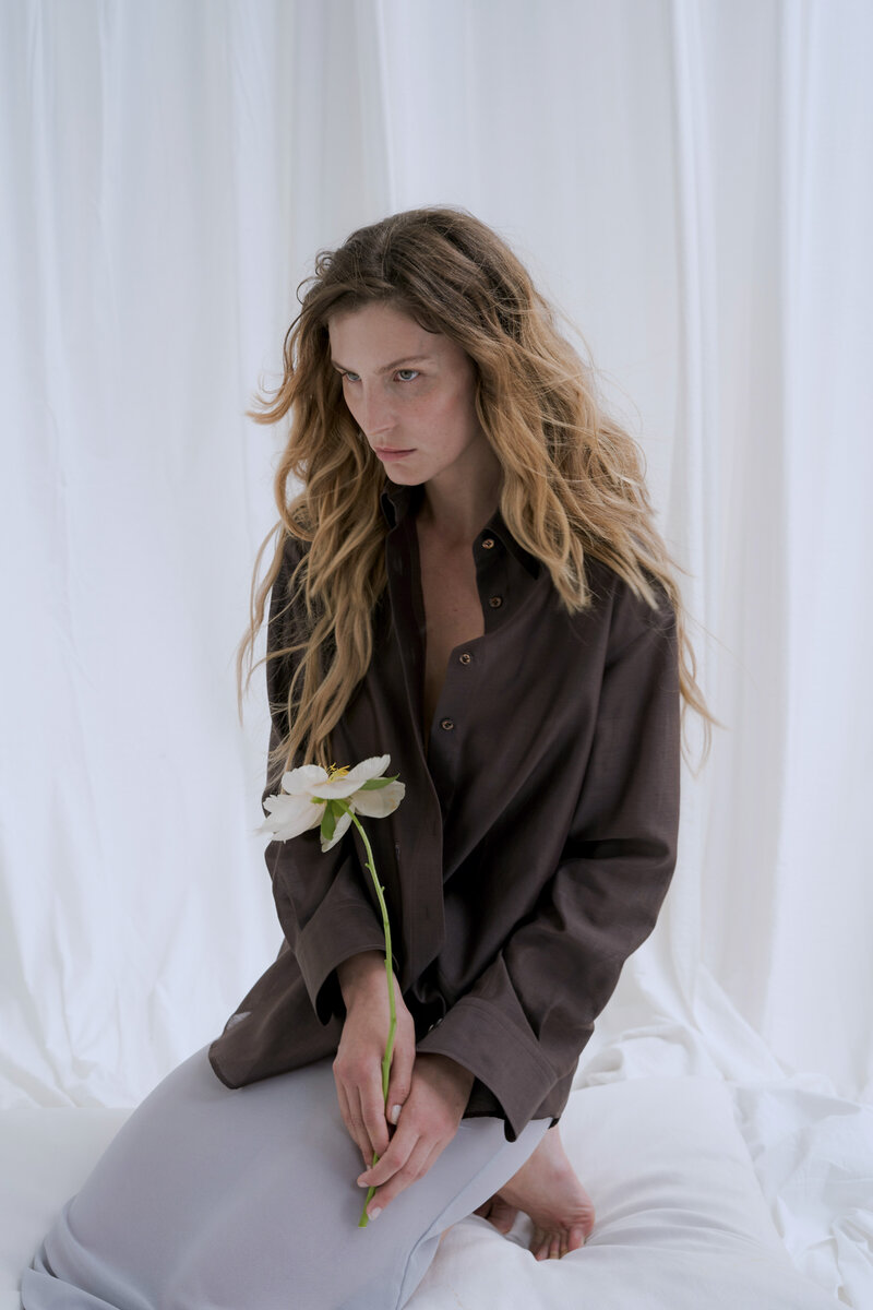    Бренд Razumno и бюро «МОХ» выпустили летнюю коллаборацию (фото 2)