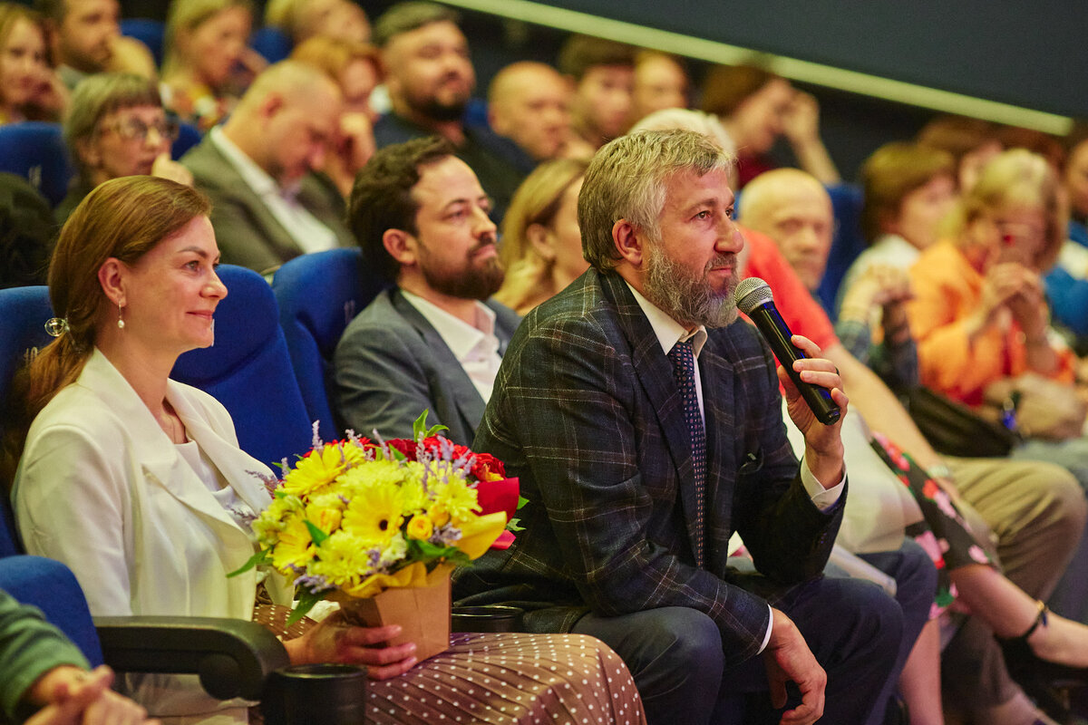 6 июня в кинотеатре общественной организации "Милосердие и порядок" состоялось открытие "Центра развития семьи".