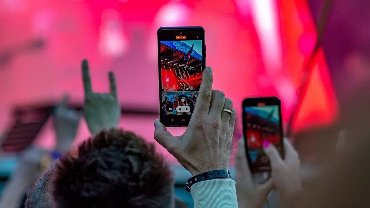     Источник: https://vk.com/vozduh_karelii