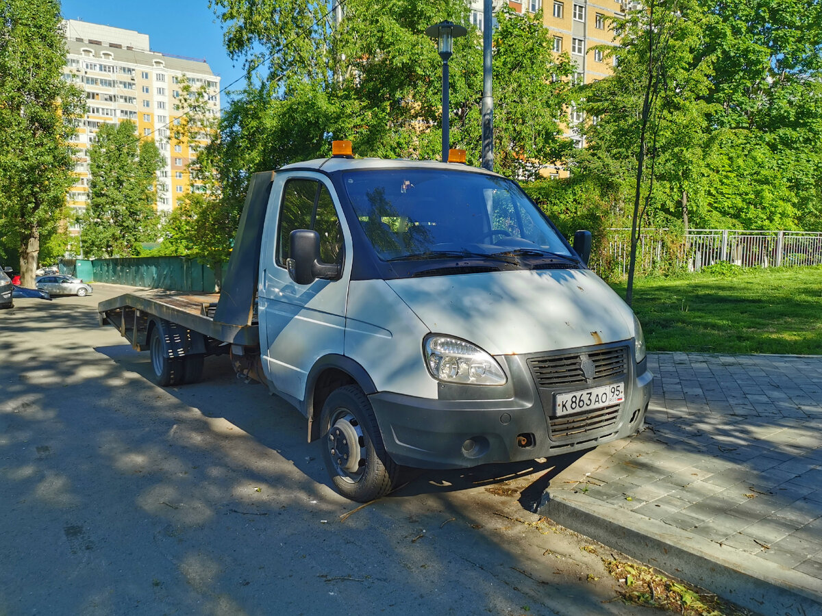 Эвакуатор 2747-0000010-91 производства ООО ЗТО "Камея". 12-й проезд Марьиной Рощи.