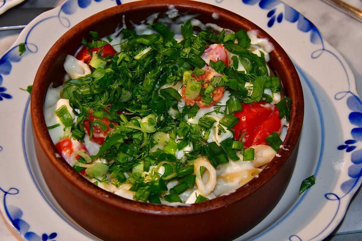 Макароны с помидорами под соусом