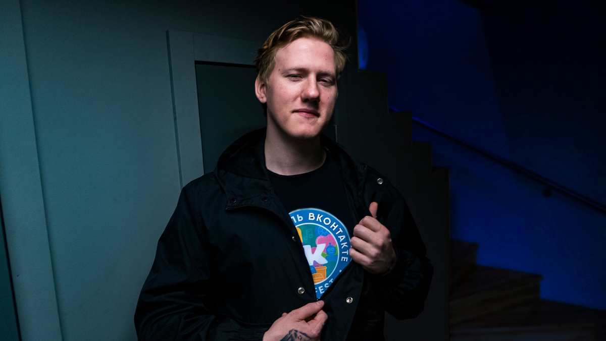     Блогерская карьера DK