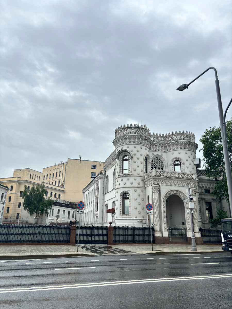 Нравится мне этот дворец. Все фото автора