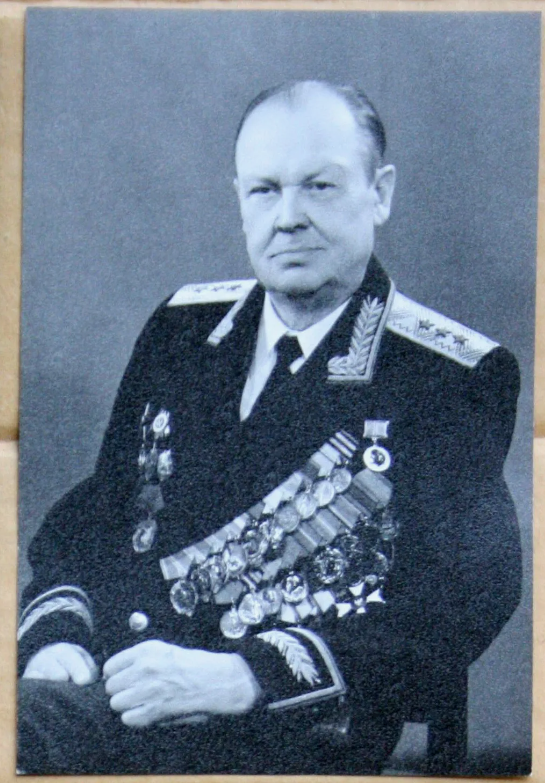 А.М.Сахаровский (1909-1983). Источник фото - https://sibnarkomat.livejournal.com/29470163.html?view=comments