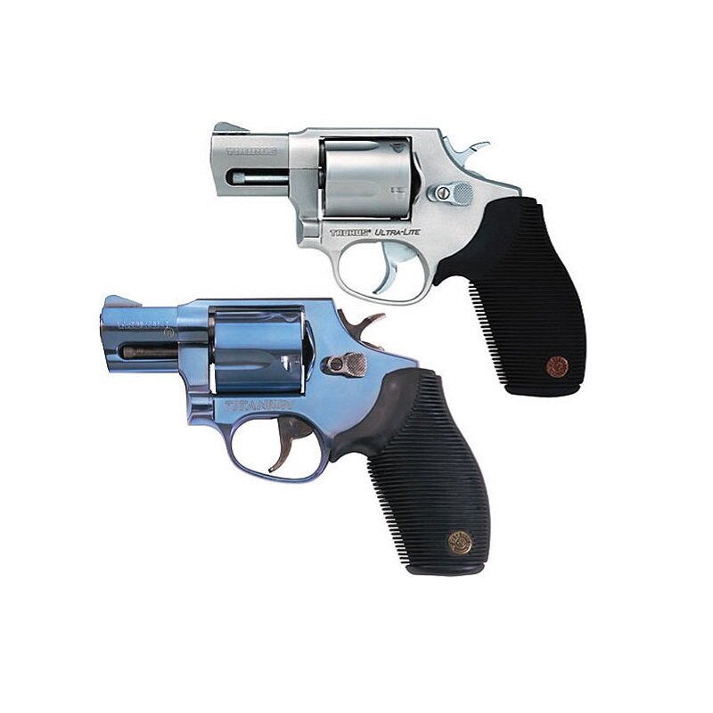 Taurus M 445 SS2 UL C (сверху) и Taurus M 445 T B2 C (снизу)