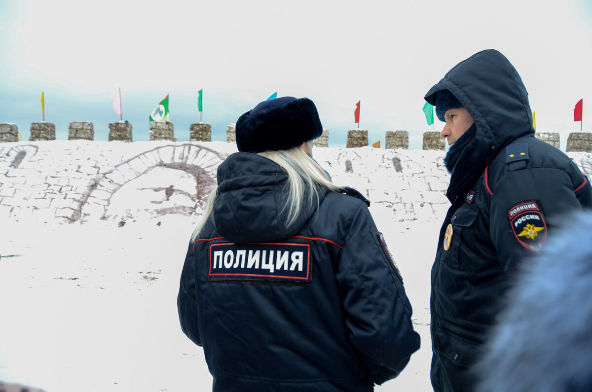 Сотрудница полиции получила телесные подтверждения.  Фото: Татьяна Буторина