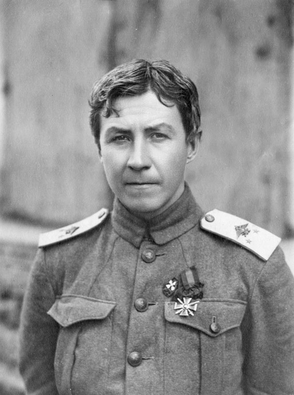 Баранов Вячеслав Григорьевич – полковник Всевеликого Войска Донского, начальник Донской авиации (1920г.).