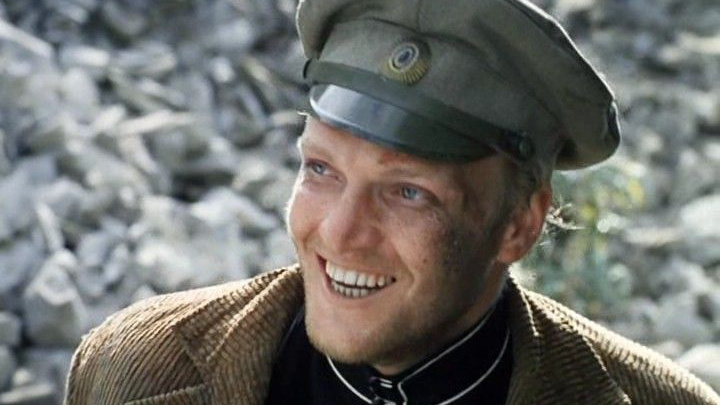 «Свой среди чужих, чужой среди своих»