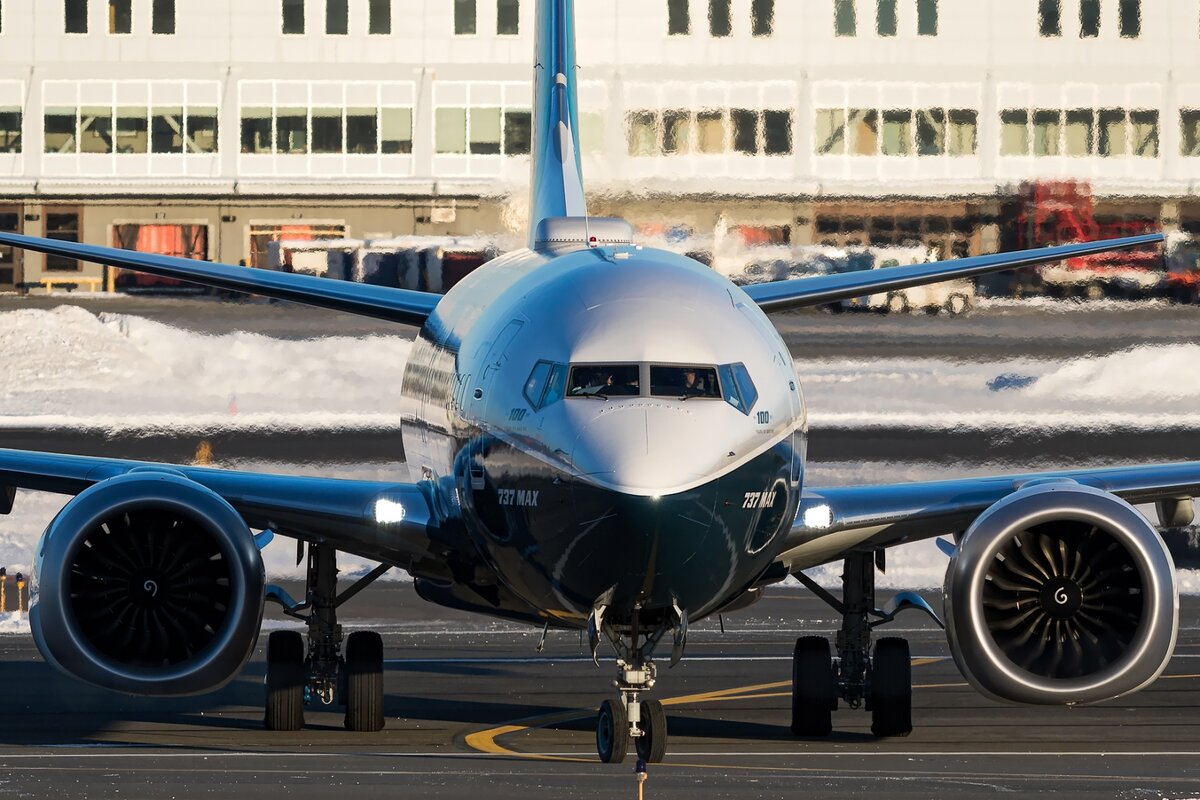    Boeing 737 MAX 8 (сс) Nathan Coats