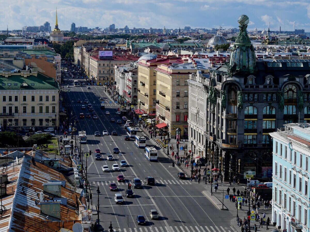    Вид со смотровой площадки Думской башни в Санкт-Петербурге© РИА Новости / Александр Гальперин