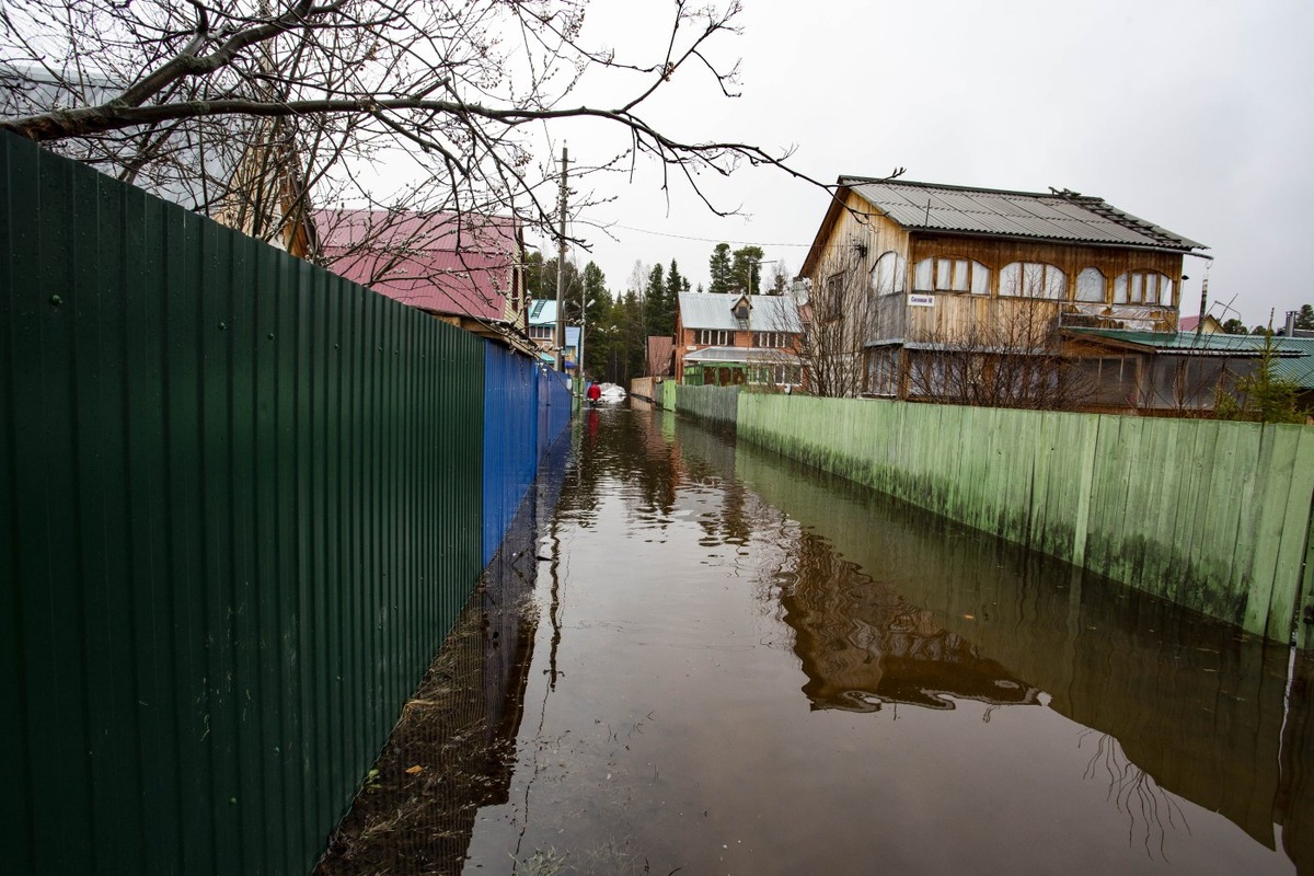    В Югре затопило 417 приусадебных участков в четырех муниципалитетах
