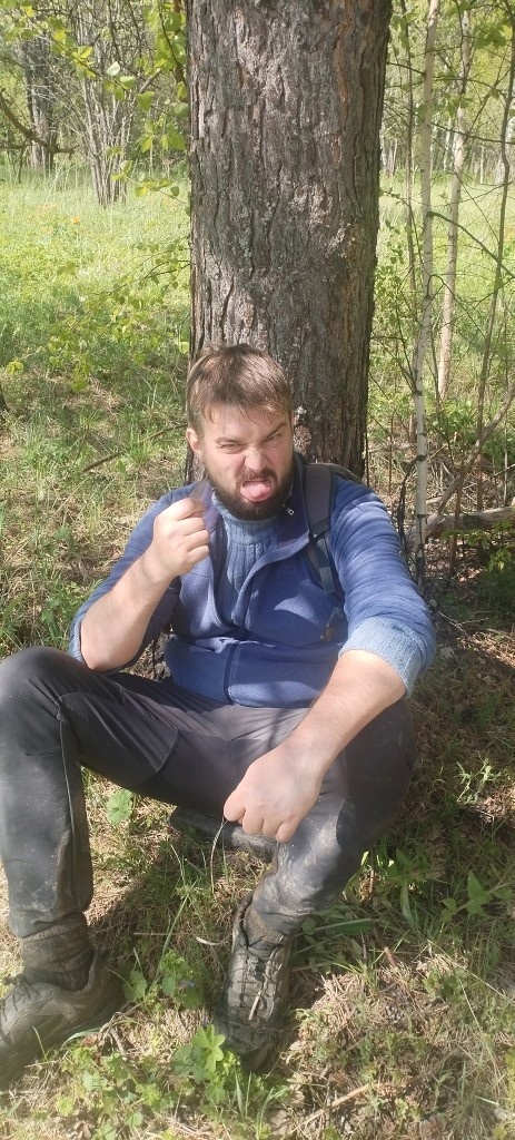 Роман: «Манипулирую, властвую, пожираю булочки» ))