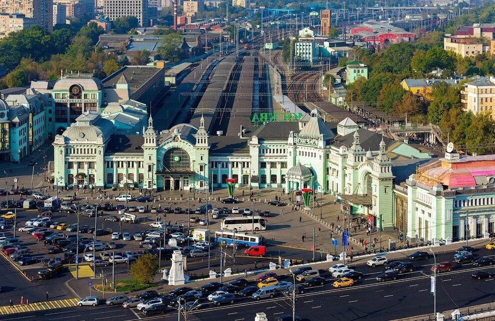 Белорусский вокзал в Москве. Источник фото - stranabolgariya.ru