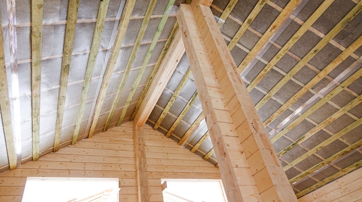 Пароизоляция потолка в каркасном доме