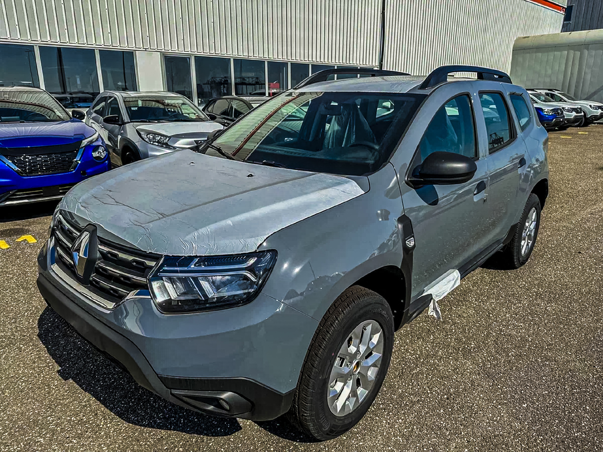 Renault Duster 2023 года выпуска (фото с авто.ру)