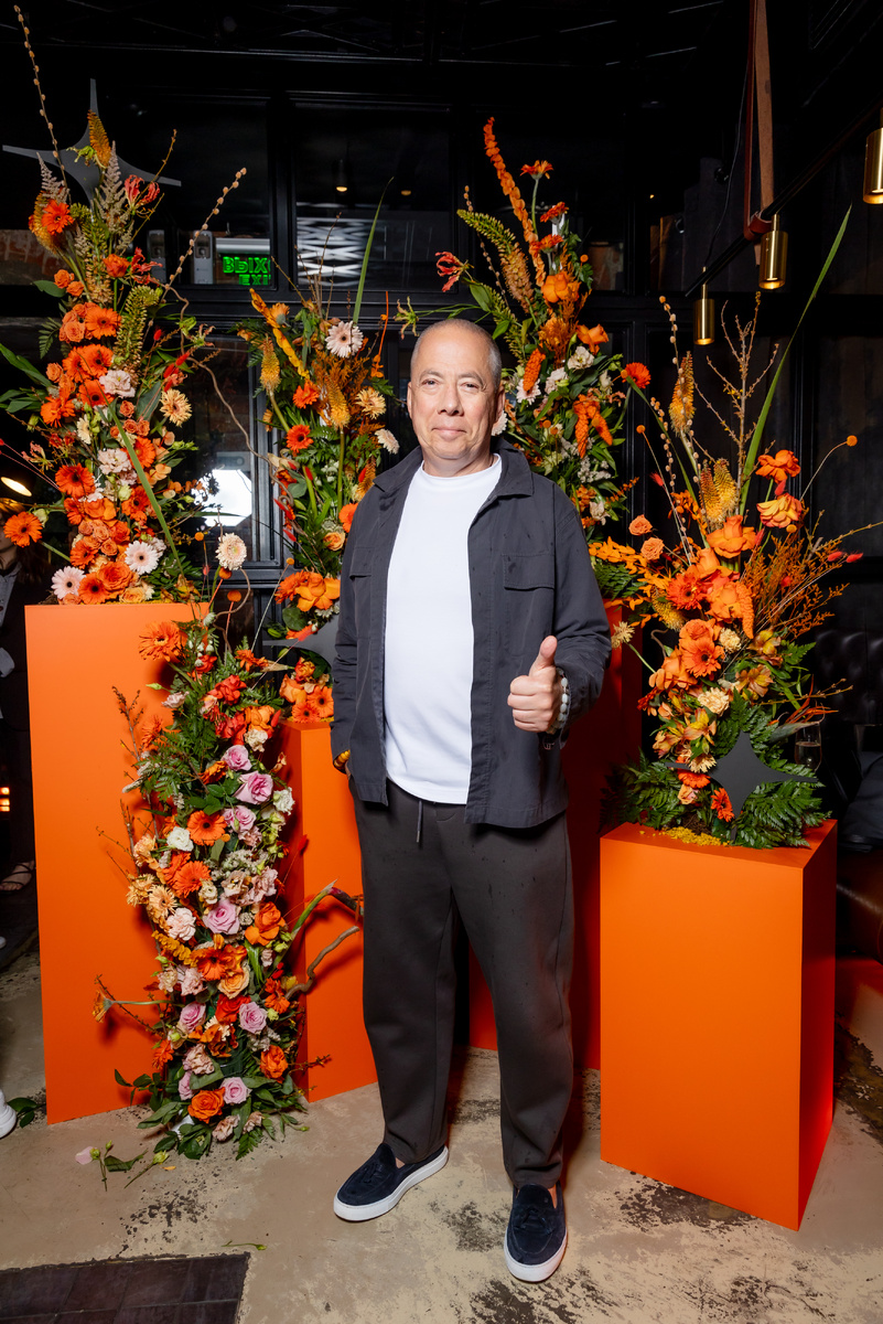     Аркадий Новиков